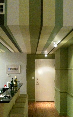 striped-ceiling
